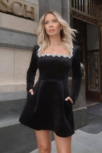 #Colour_Black